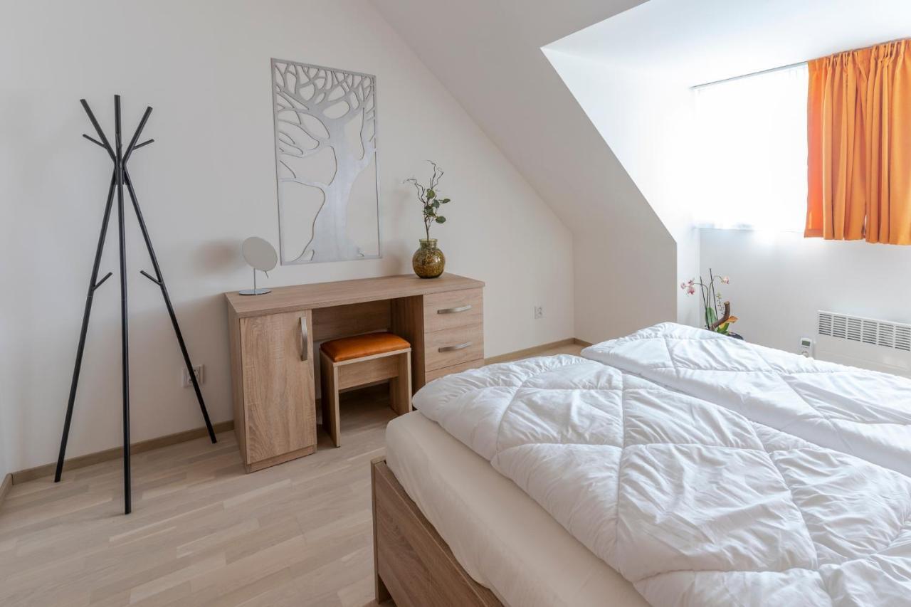 Apartman Horni Misecky - Luxusni Ubytovani Pro Dve Rodiny S Detmi Eksteriør billede