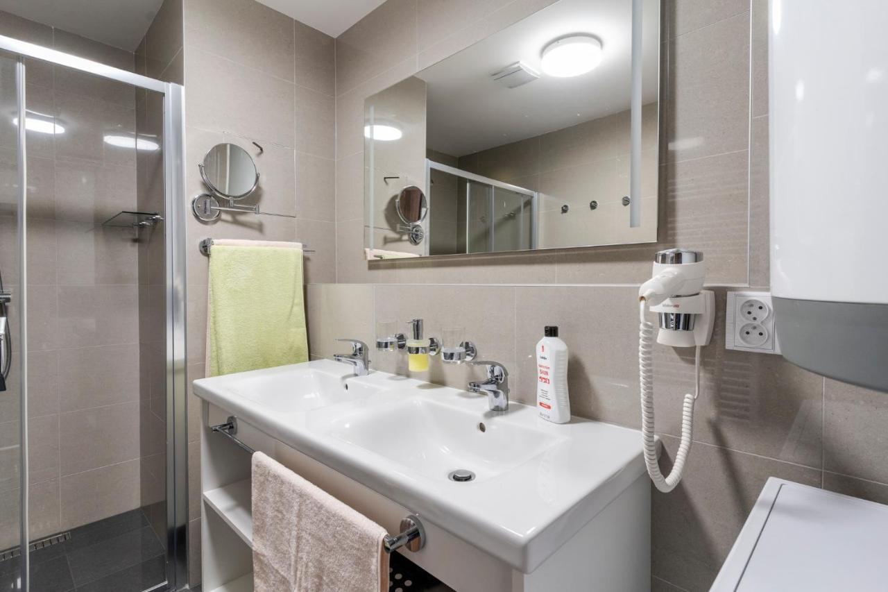 Apartman Horni Misecky - Luxusni Ubytovani Pro Dve Rodiny S Detmi Eksteriør billede